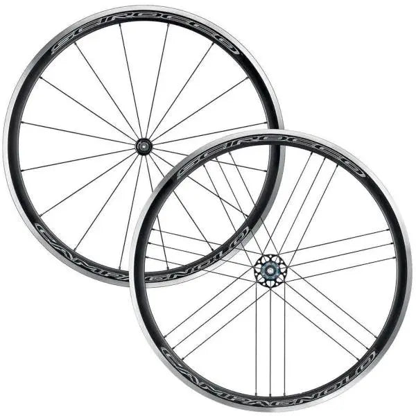 Campagnolo Scirocco C17 Clincher Wheels for road bikes – aerodynamic lightweight alloy wheelset for training and racing